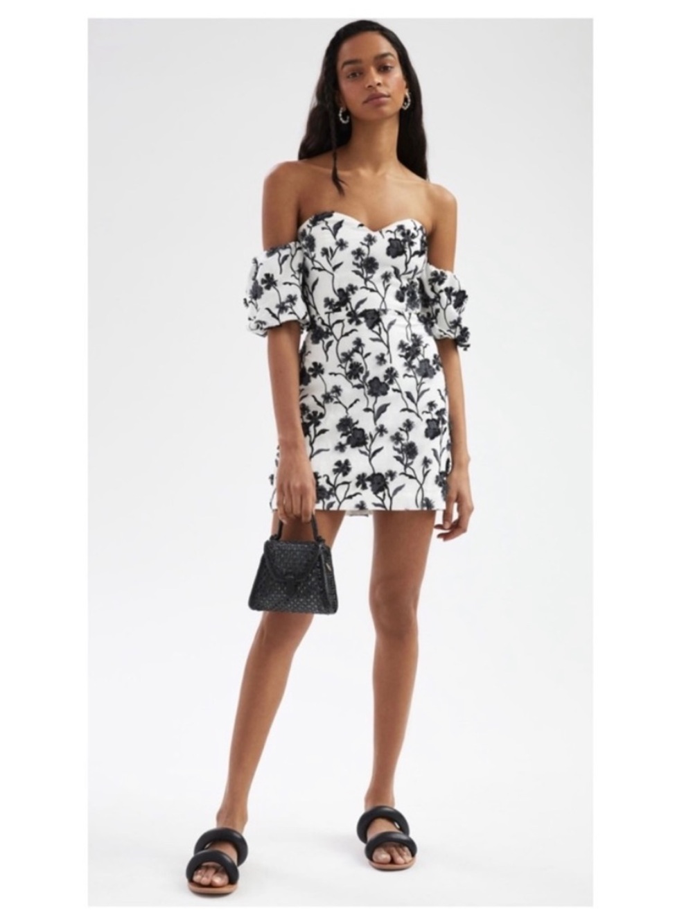 Anthropologie Sabrina Puff Sleeve Appliqué Mini Dress